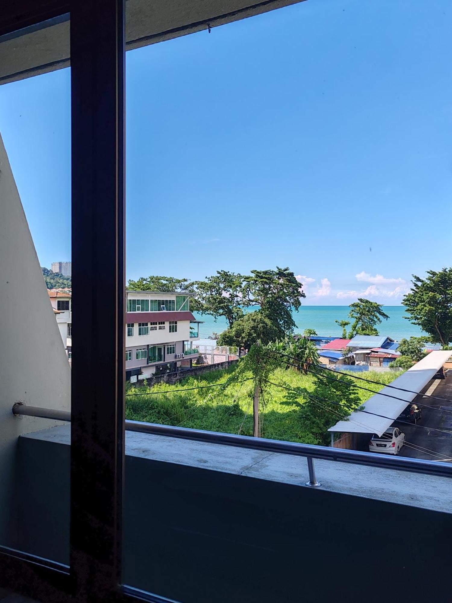 Sea Lion By The * George Town